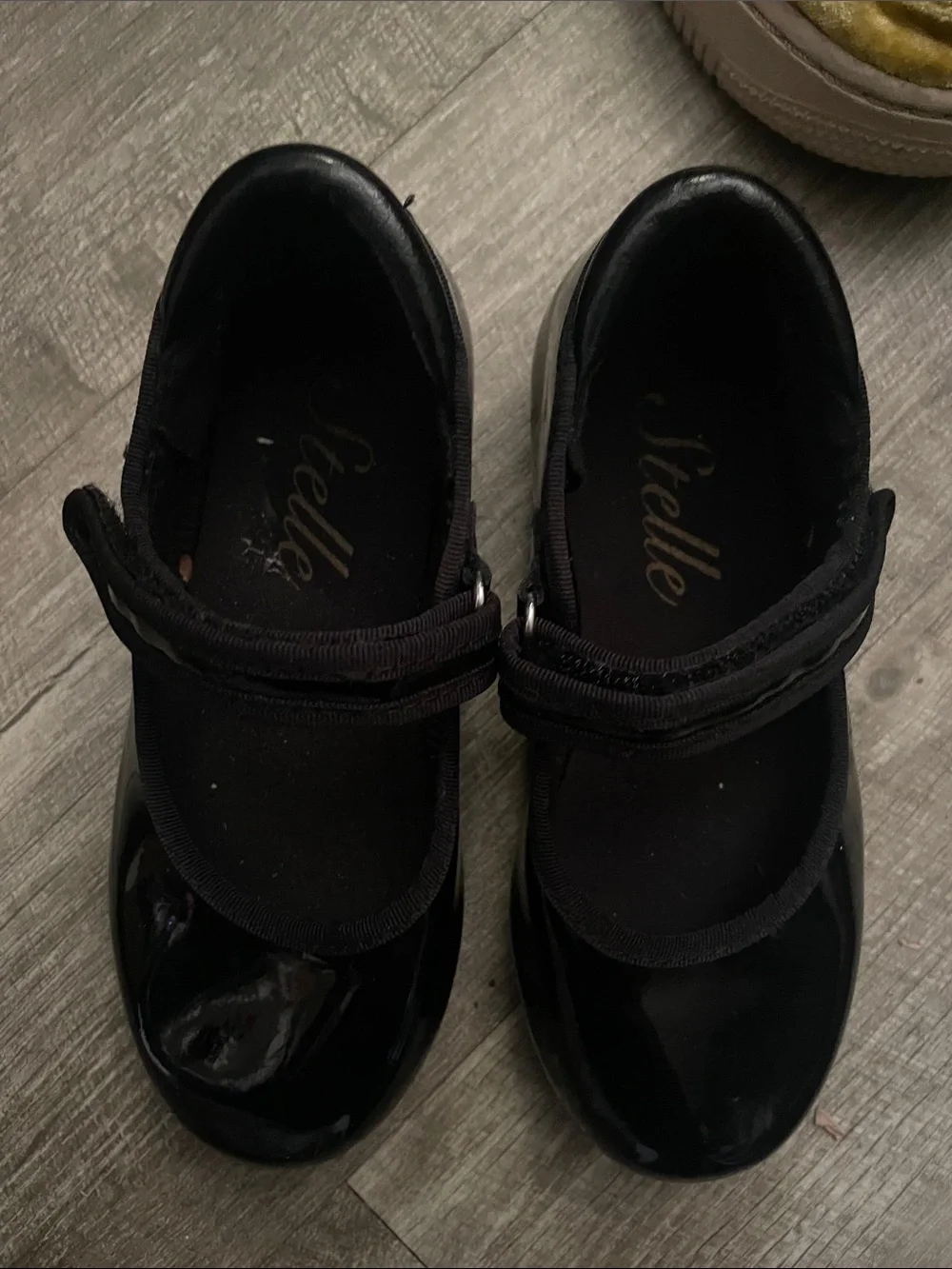 Stellah Girls Black Patent Mary Jane Tap Shoes with Velcro